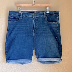 Levi’s Classic Bermuda Shorts 20W